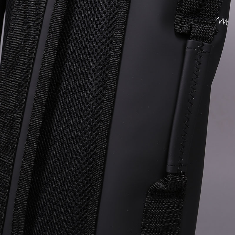  черный рюкзак adidas NMD BP S 20.8L DH3097 - цена, описание, фото 6